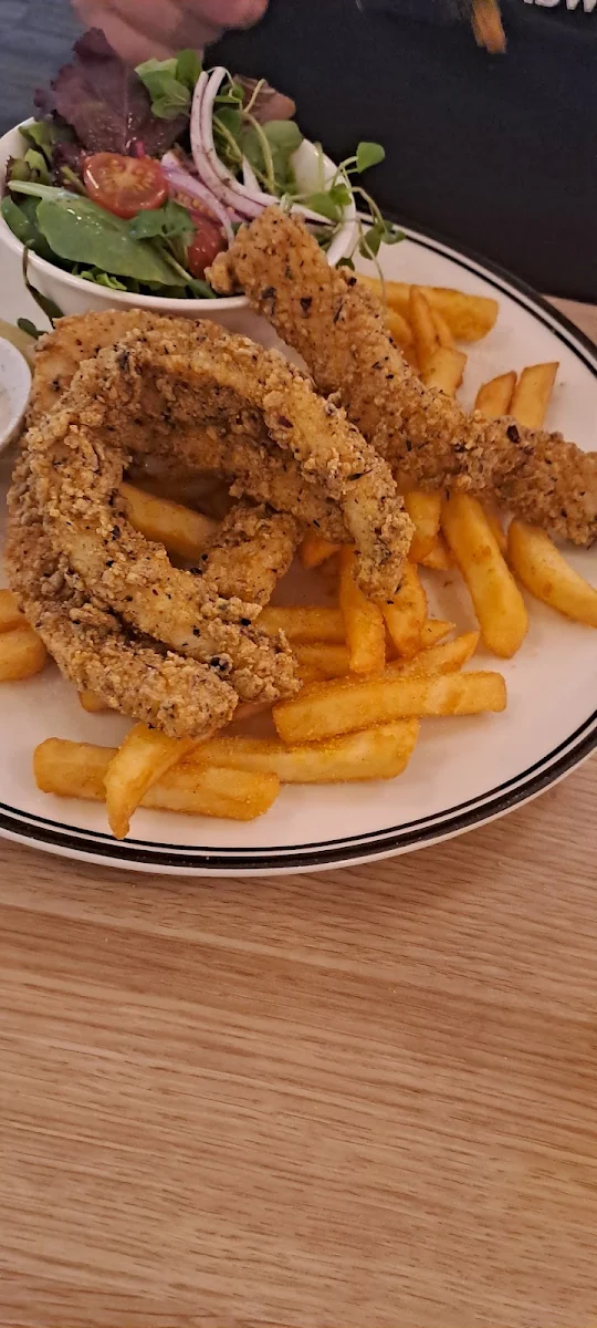 Salt and Pepper Calamari & Chips