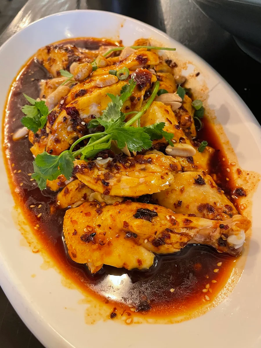 Steamed Chicken with Chill Sauce