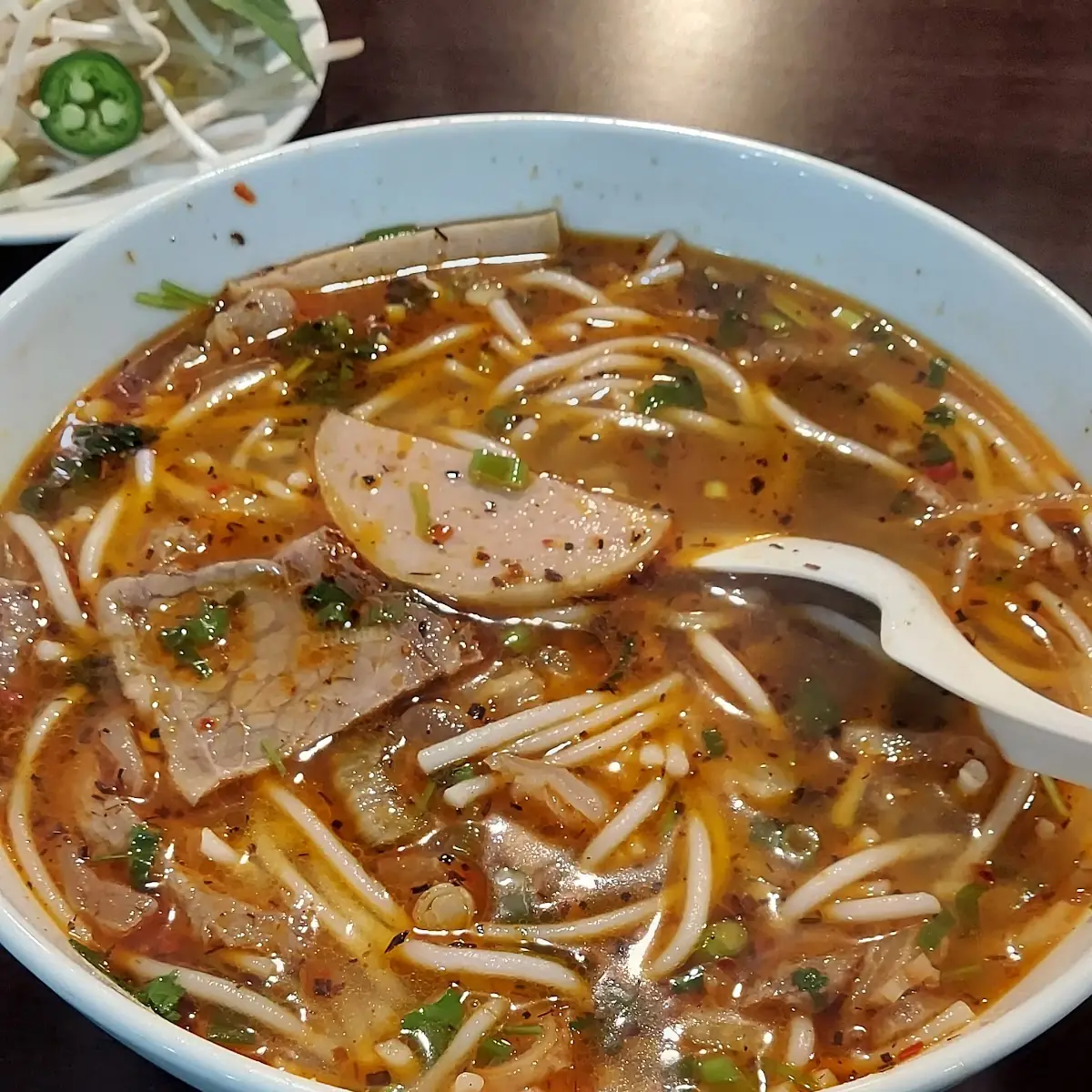 Vietnamese Spicy Beef Noodle Soup