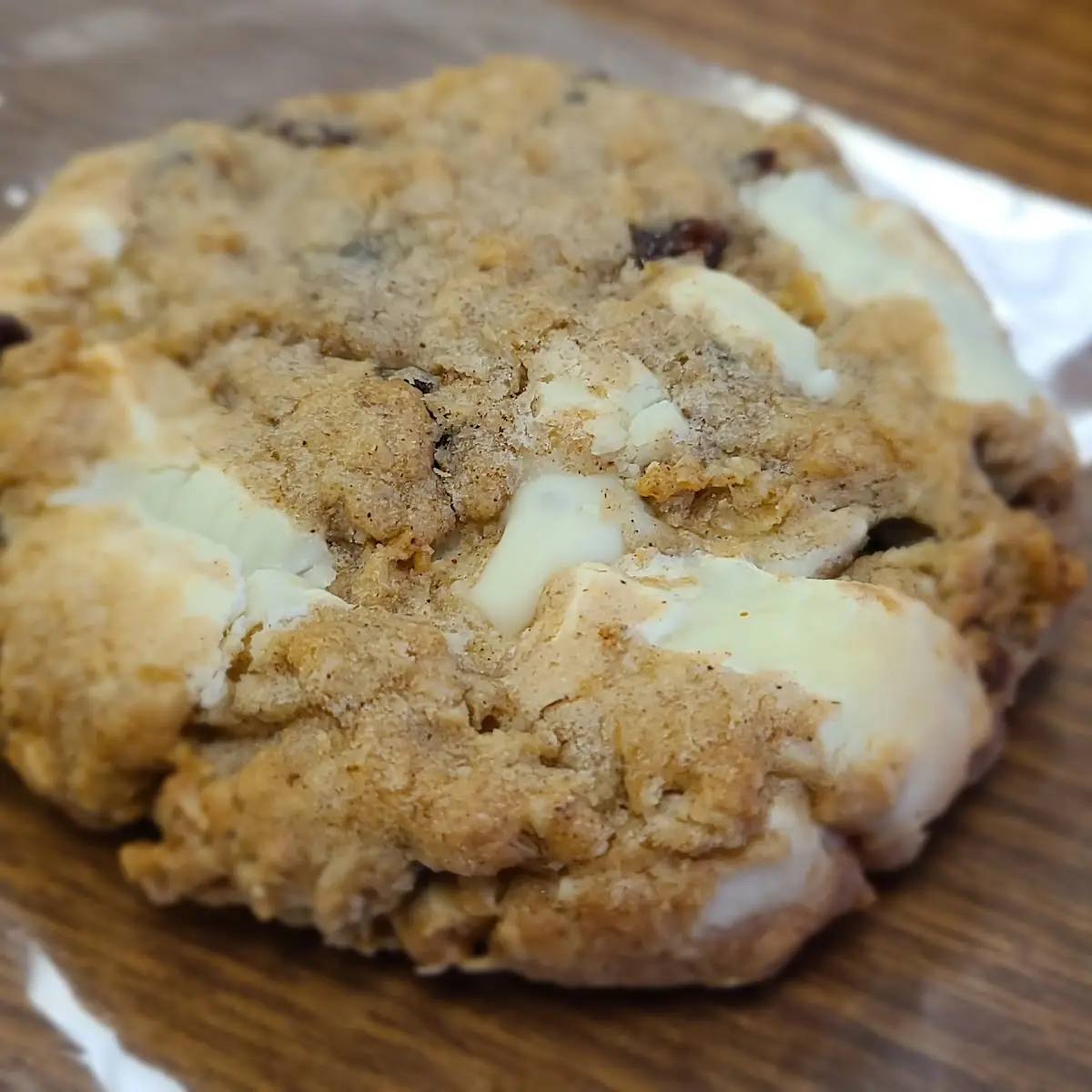 Raspberry White Chocolate Chip Cookie