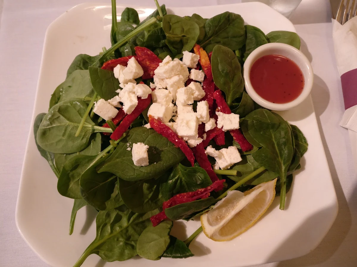 Oreganos Baby Spinach Salad
