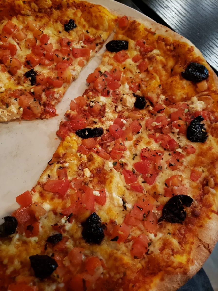 Puttanesca Pizza