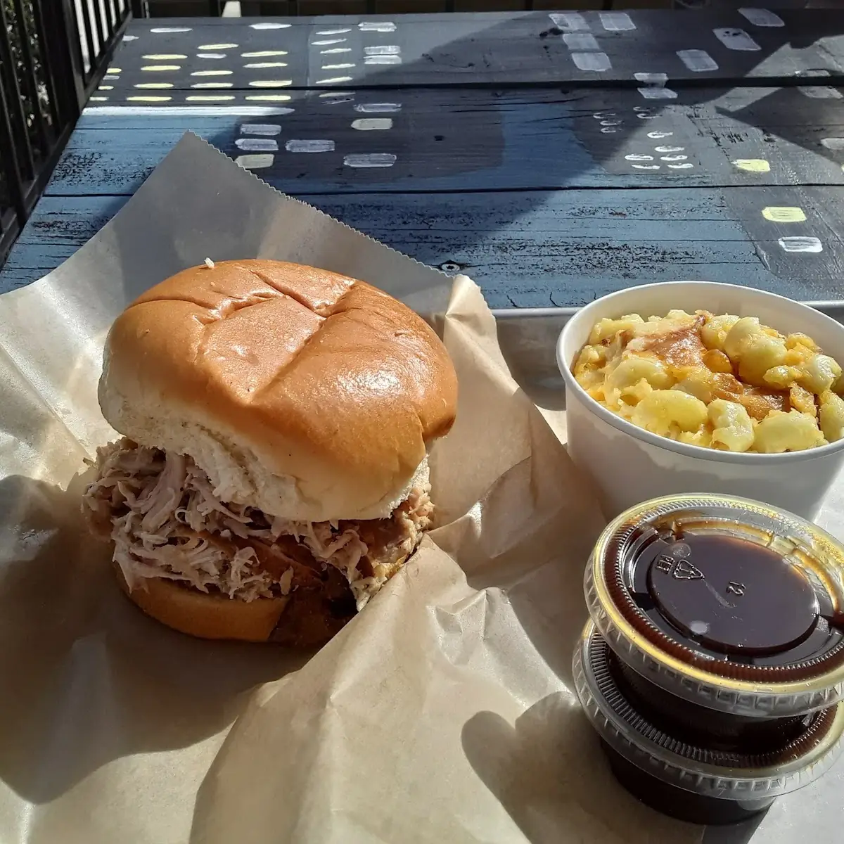 Pulled Chicken Sandwich Combo Macaroni