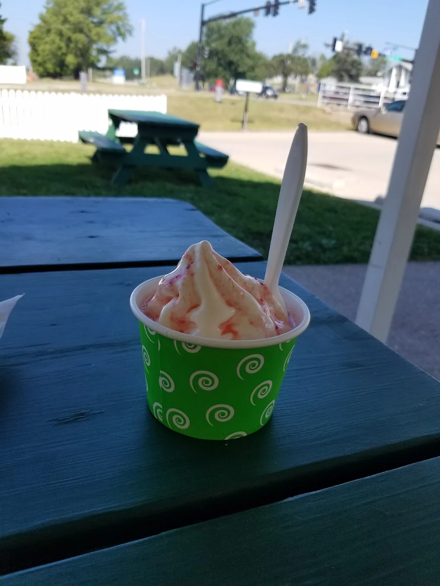 Strawberry Sundae