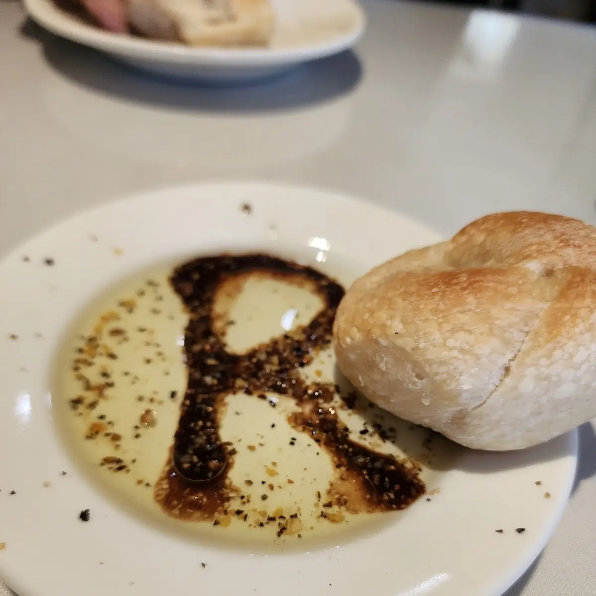 Fresh Bread for Dipping Sauce