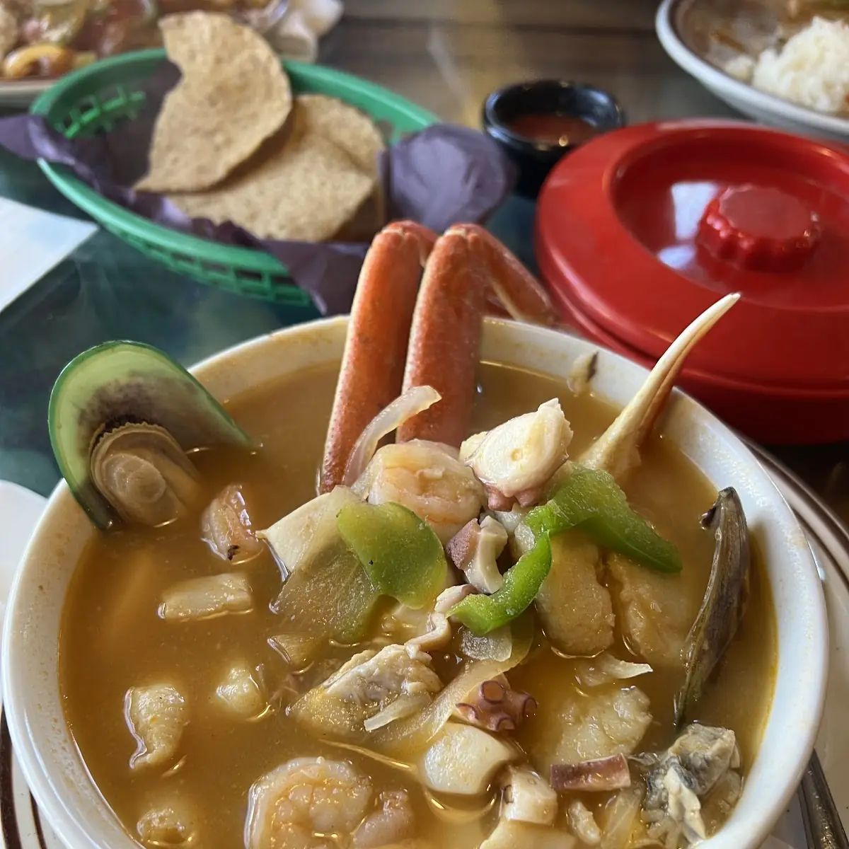 Caldo de Siete Mares