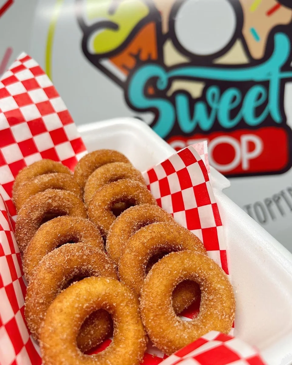 Mini Donuts with Topping