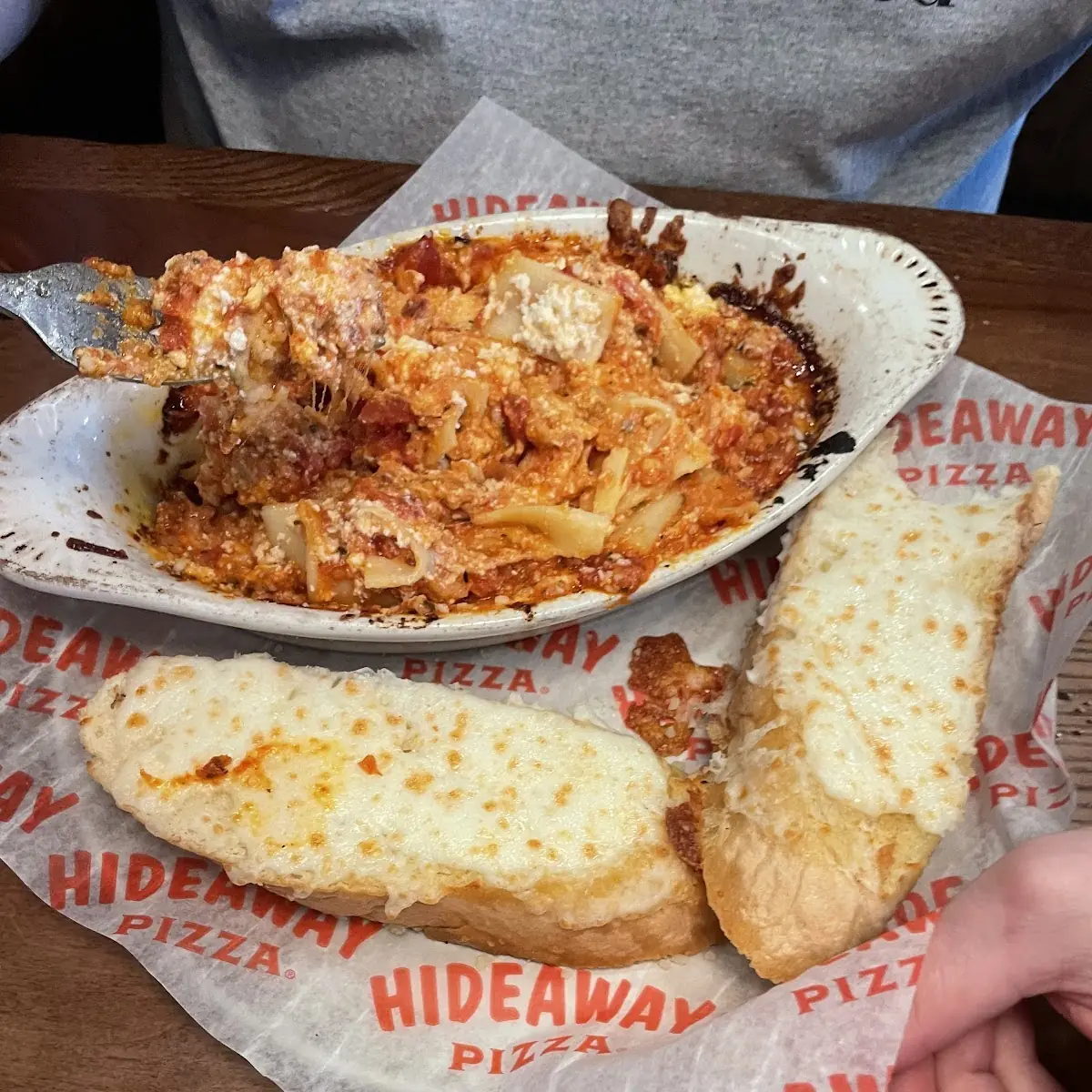 Garlic Cheesy Bread