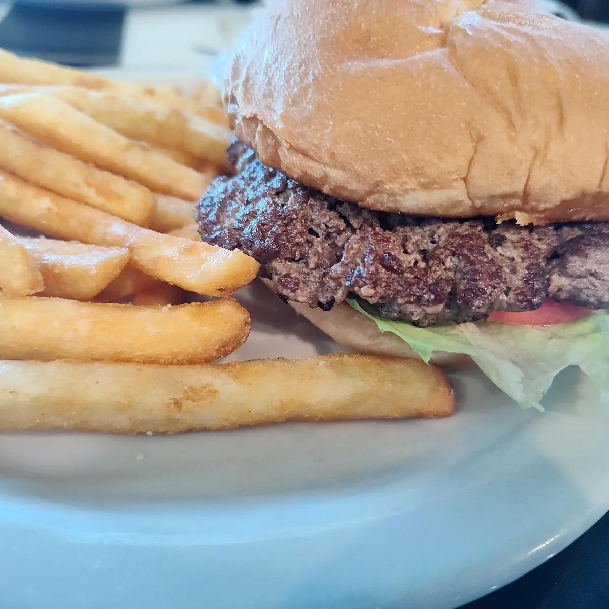 1 2 Pound Burger & Fries