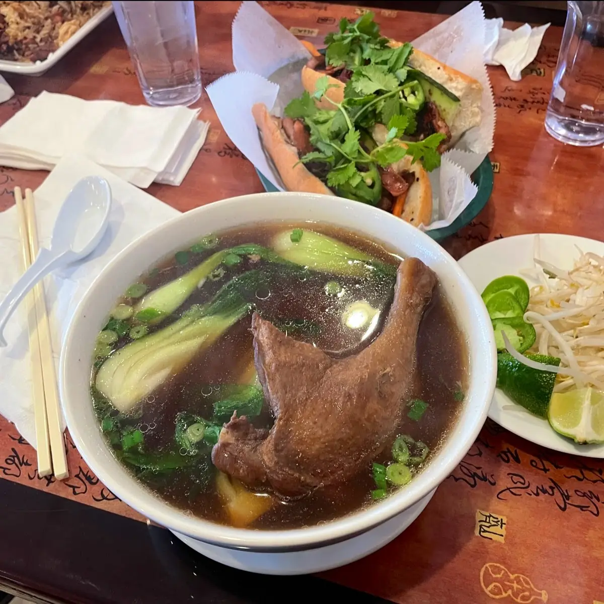 M5 Vit Tiem - Roast Duck Soup