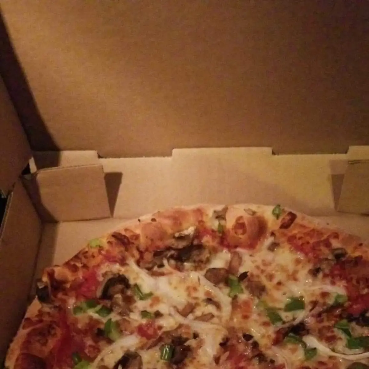 Small Hand Tossed Supreme Pizza