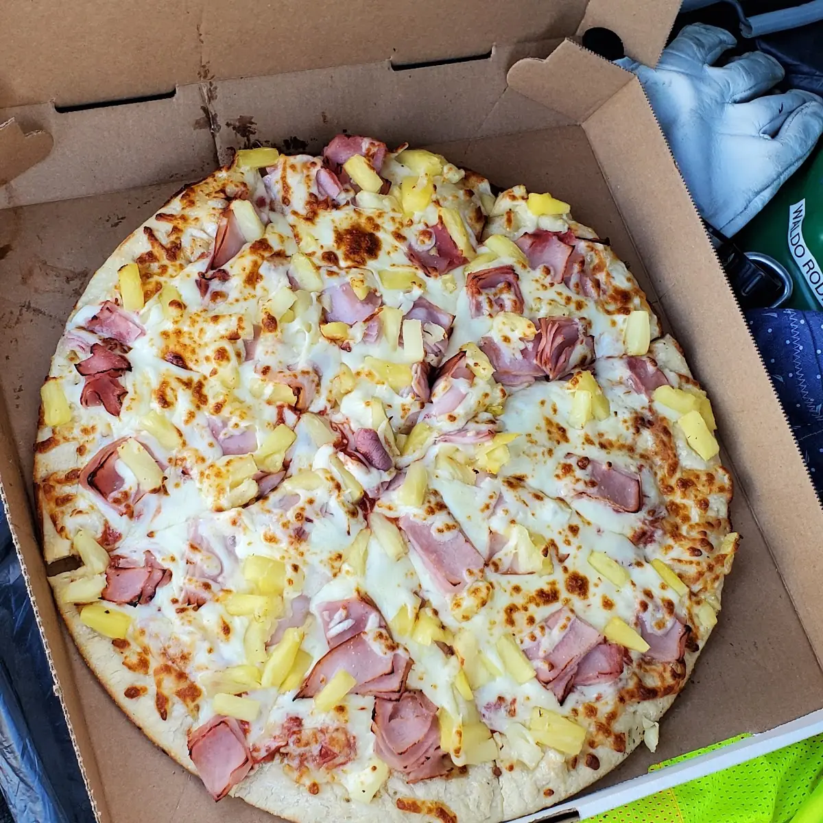 Hawaiian Pizza