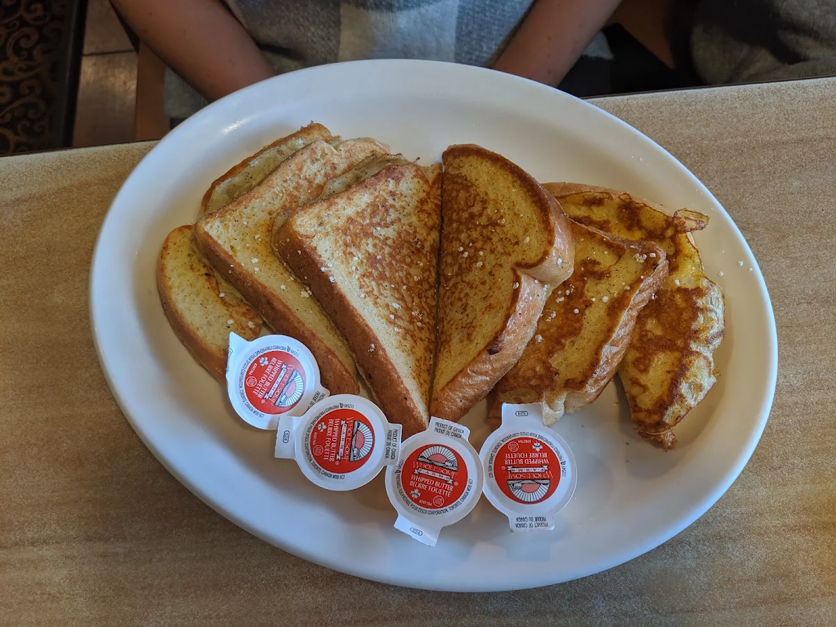 Highlights, Smitty's Family Restaurant