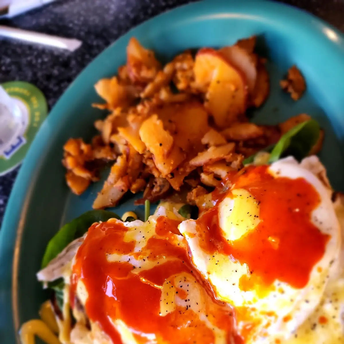 Crab Cake Bennie