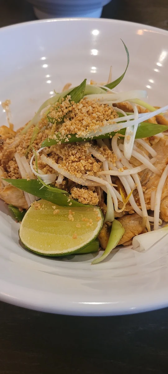 Pad Thai Chicken Satay