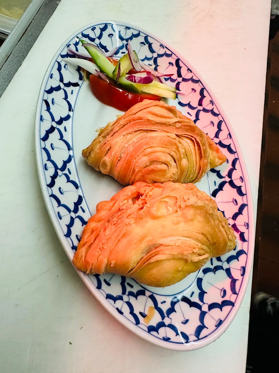 Thai Curry Puff - Vegan 2