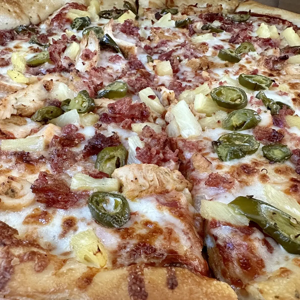 Hot Hawaiian Pizza