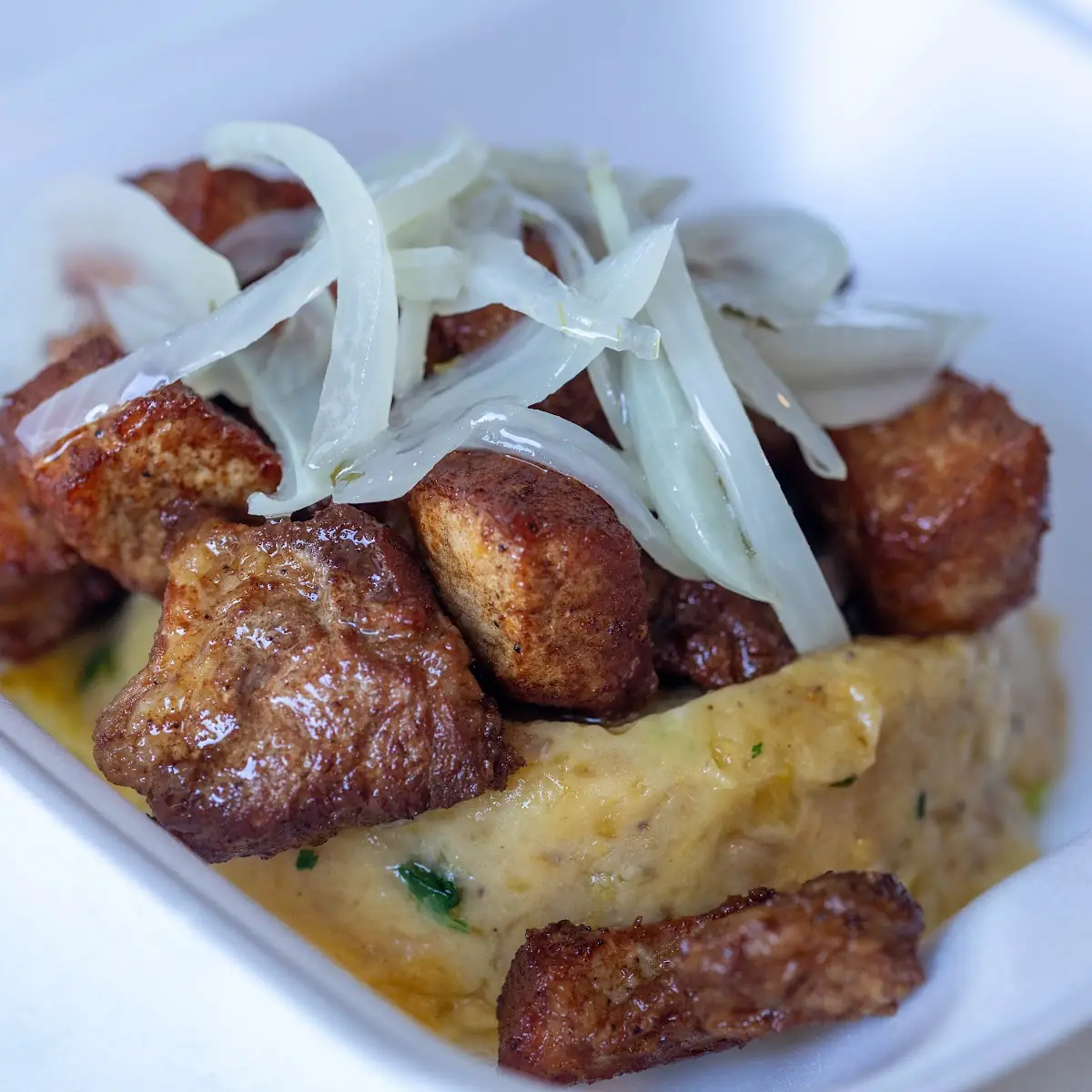 Mofongo Con Carne Frita