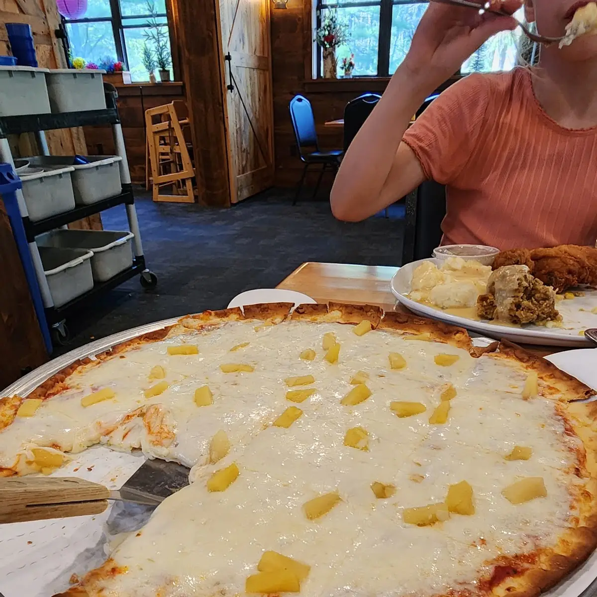 Hawaiian Pizza