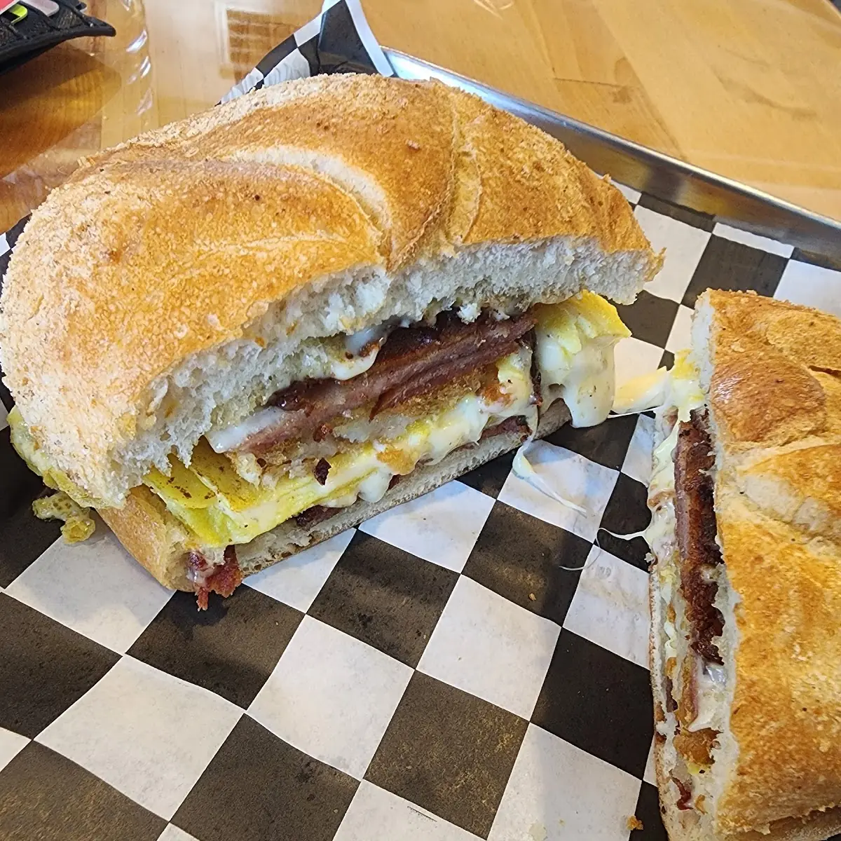 Porkroll Egg & Cheese