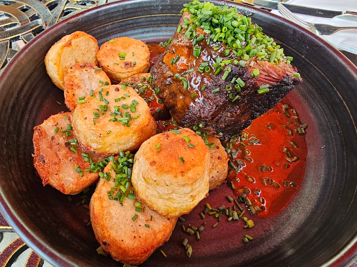 Short Rib GF, Boxer - Albertan Kitchen & Bar