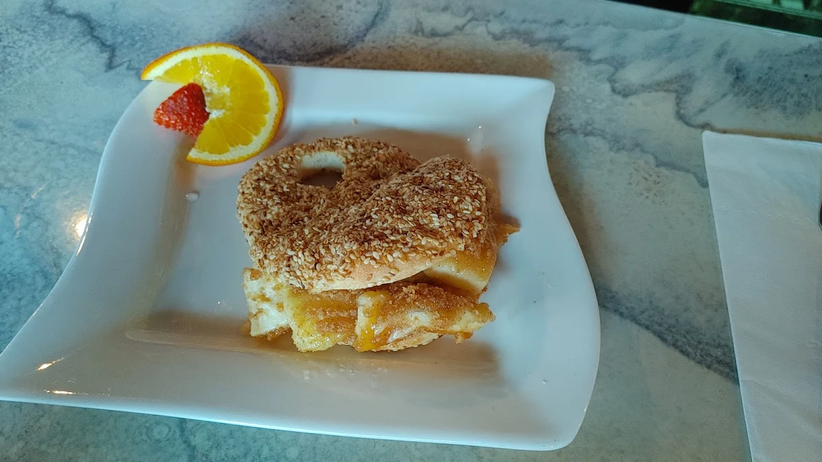 Knafeh