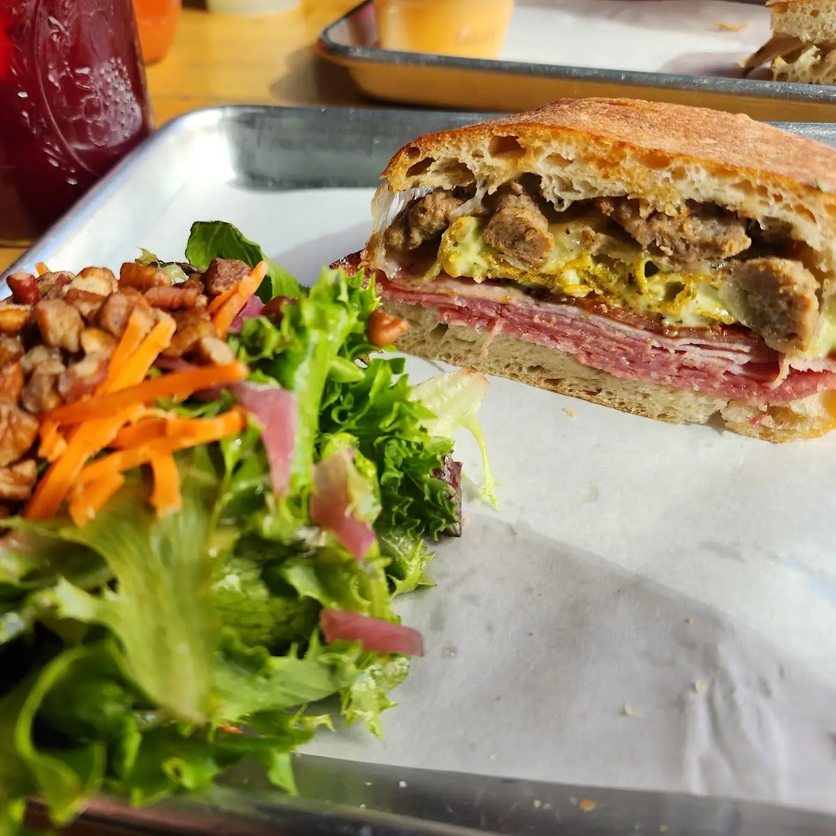 Sandwich w Side Salad