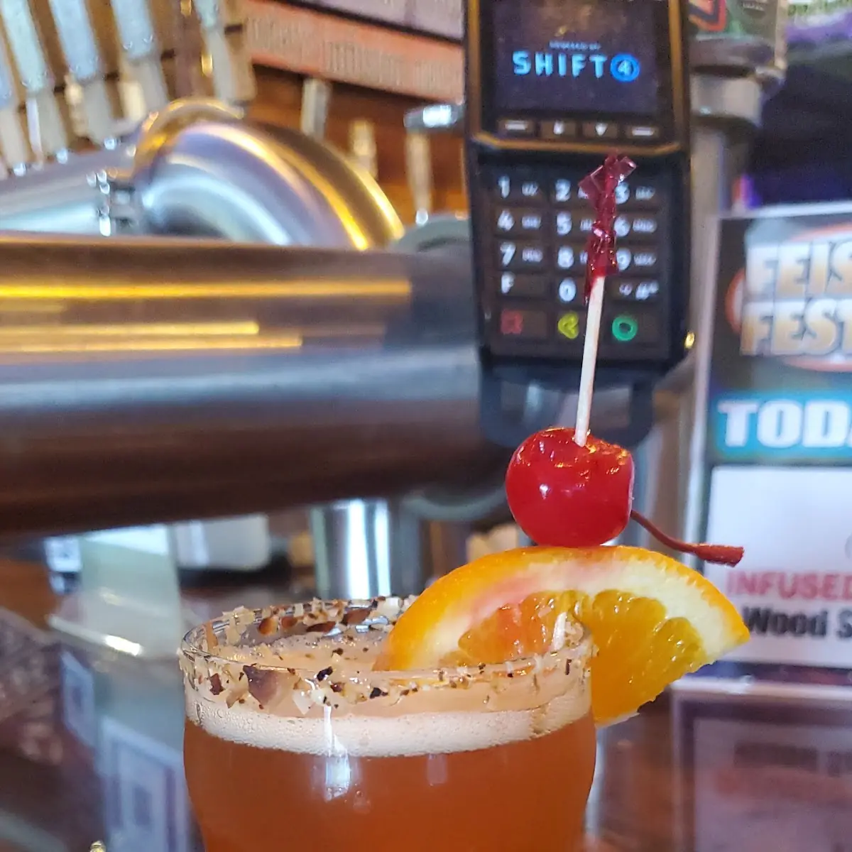 Pina Colada Pineapple Coconut Blonde