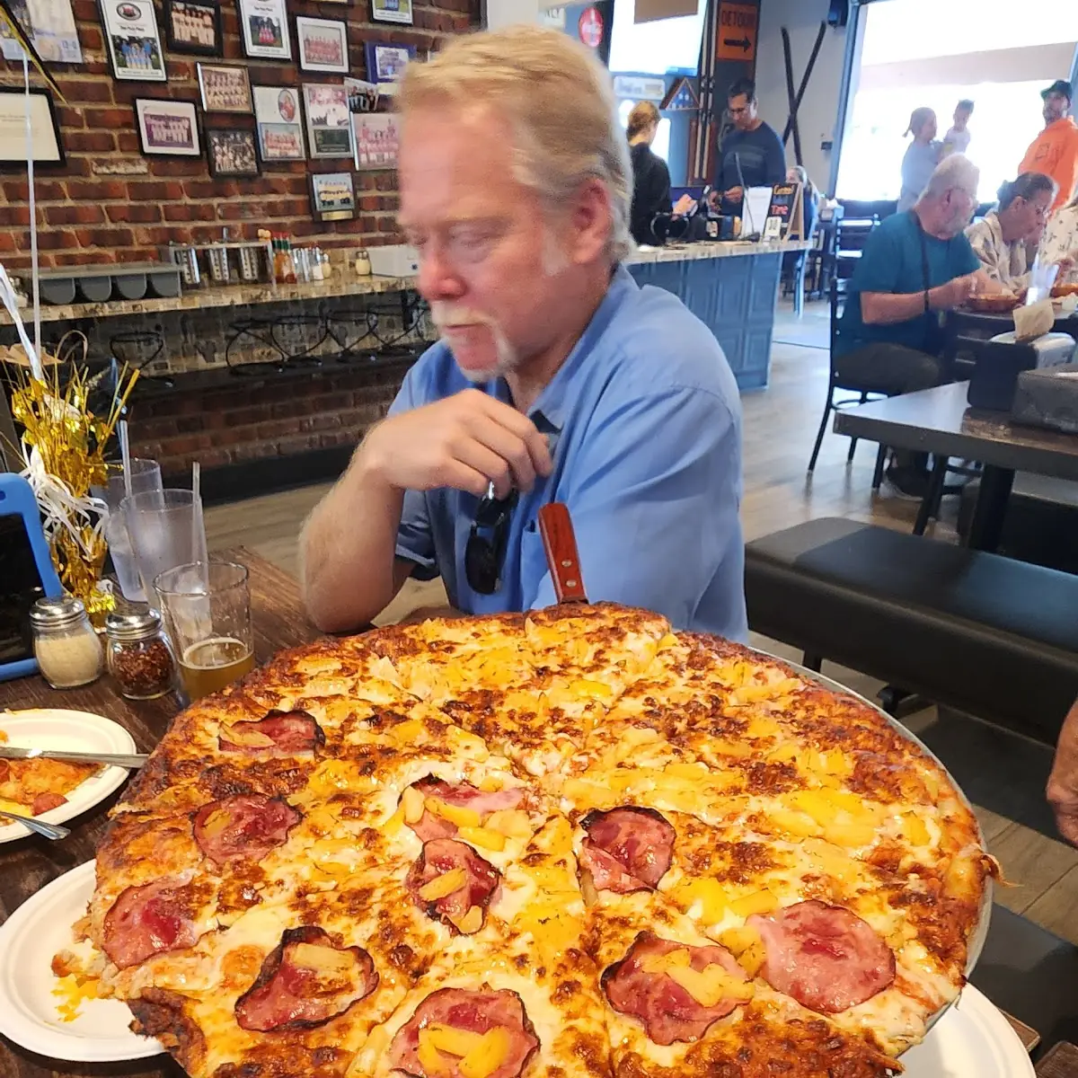 Hawaiian Pizza