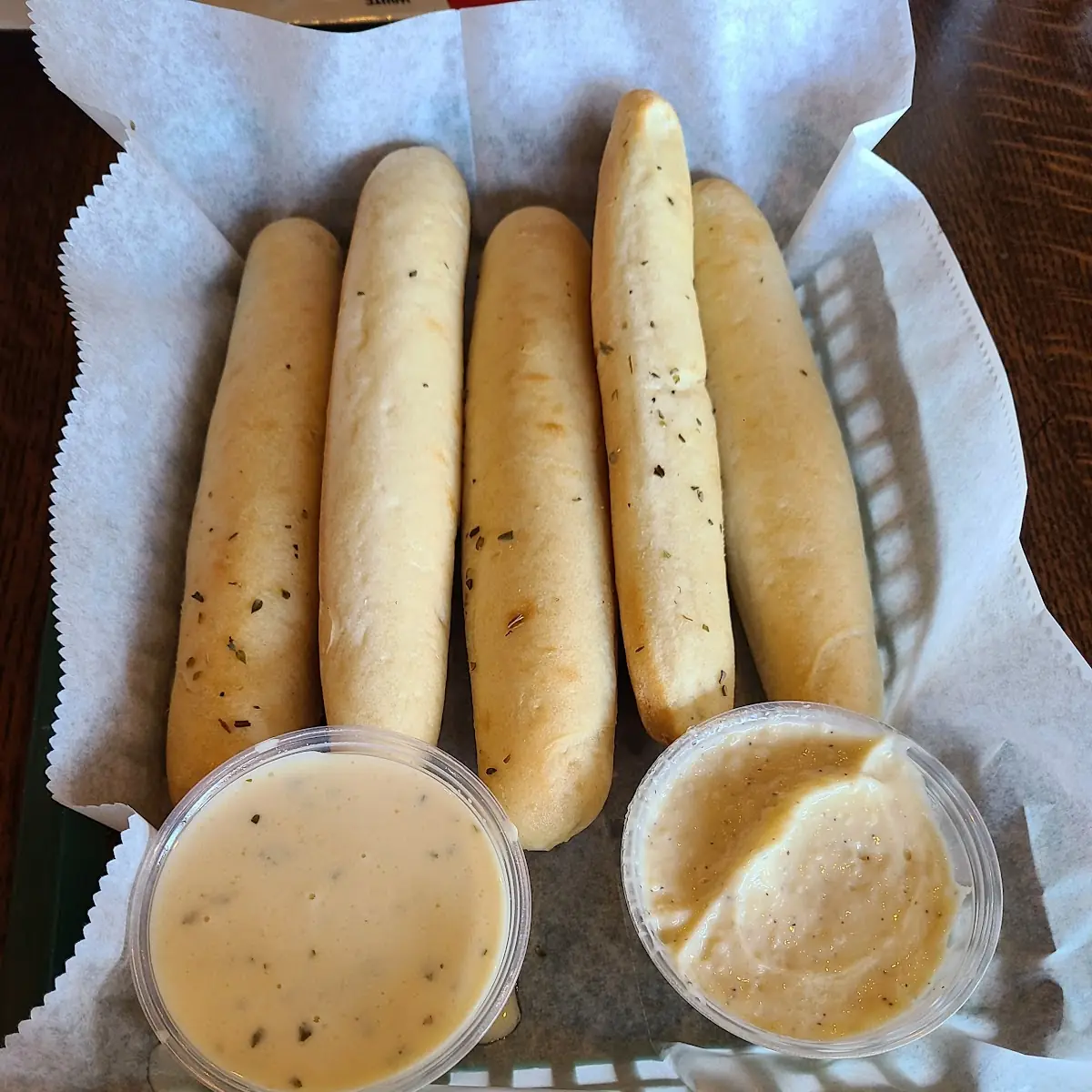 Breadsticks with Creamy Parmesan Dipping Sauce