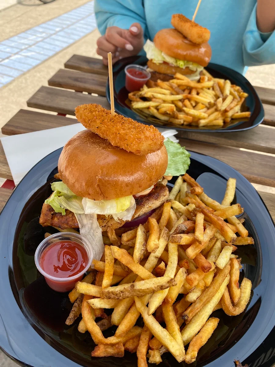 Fresh Ingredients, RIVERSIDE BURGERS