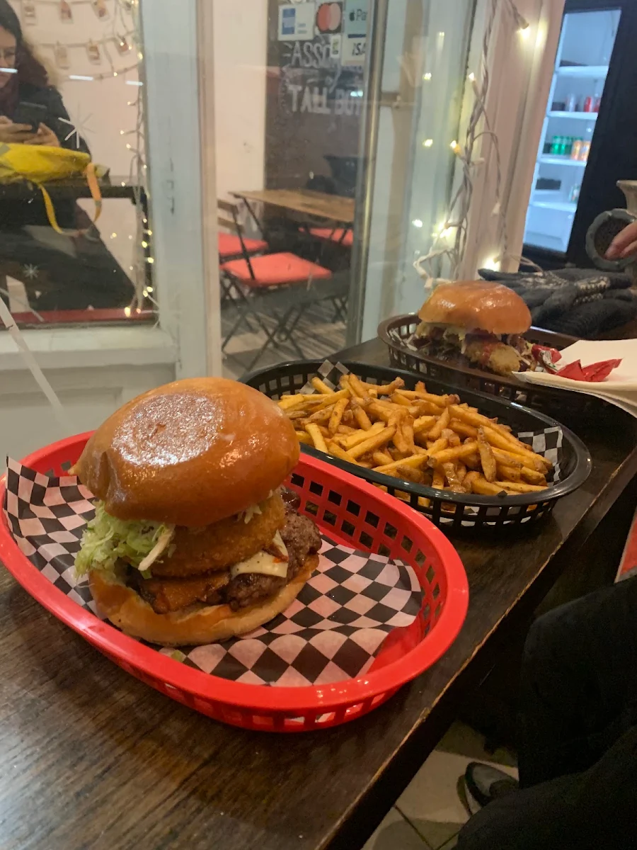 Highlights, RIVERSIDE BURGERS