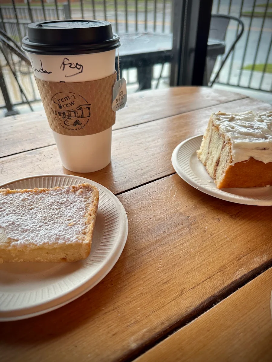 Lemon Bar and Cinnamon Roll