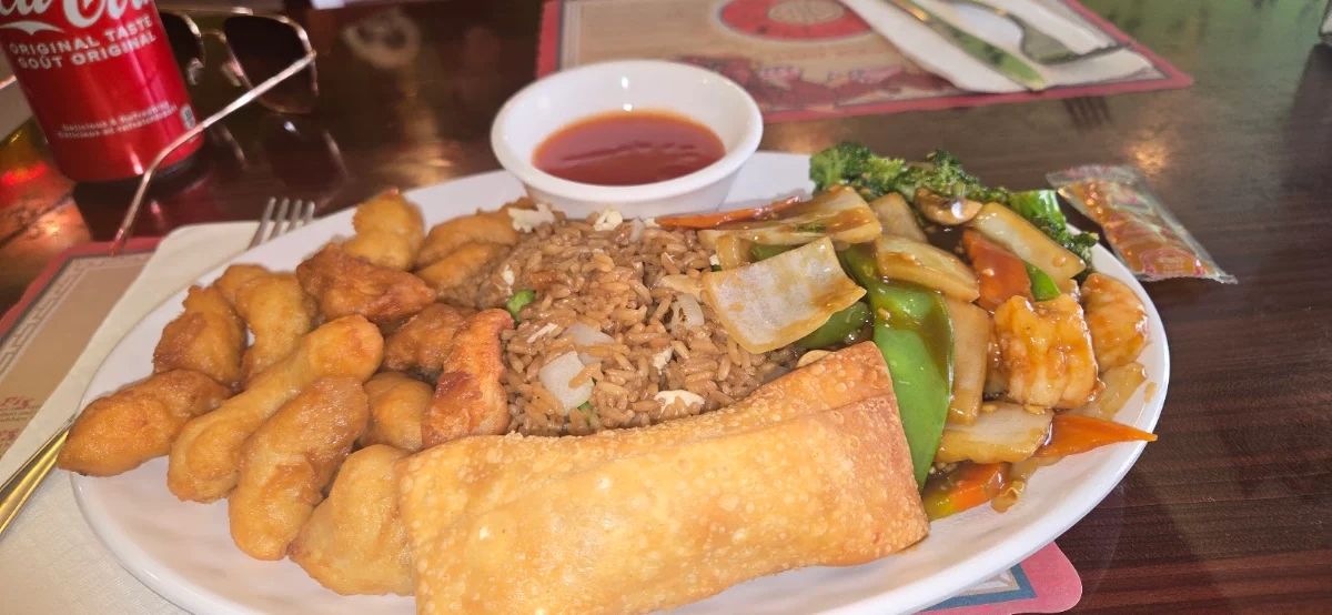 N10 B Chicken Pad Thai