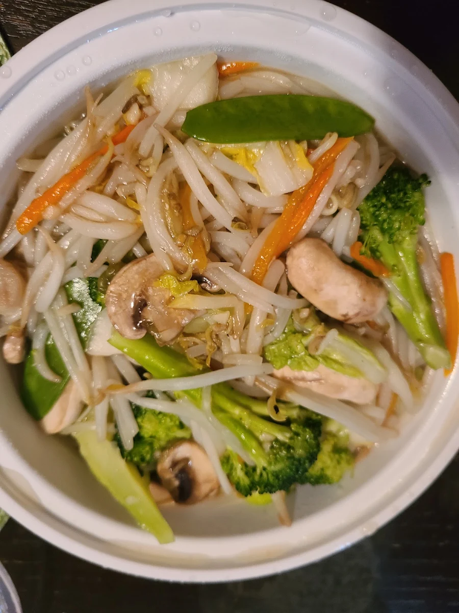 L13.Chicken Lo Mein