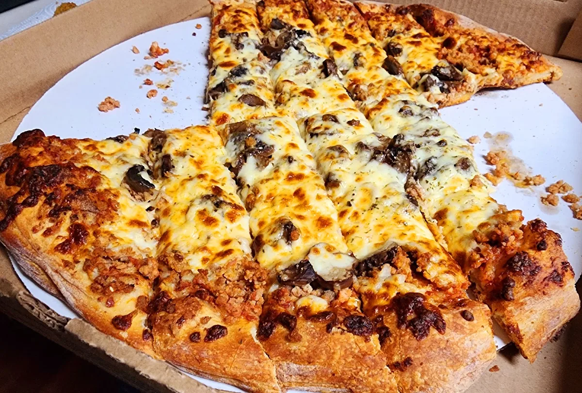 Sausage & Mushroom Pizza