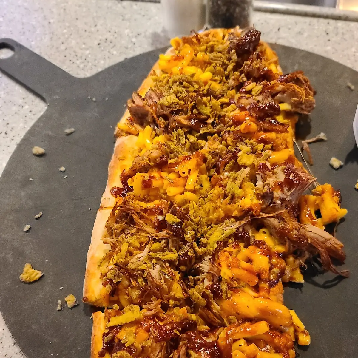 BBQ Pork Mac Attack Flatbread
