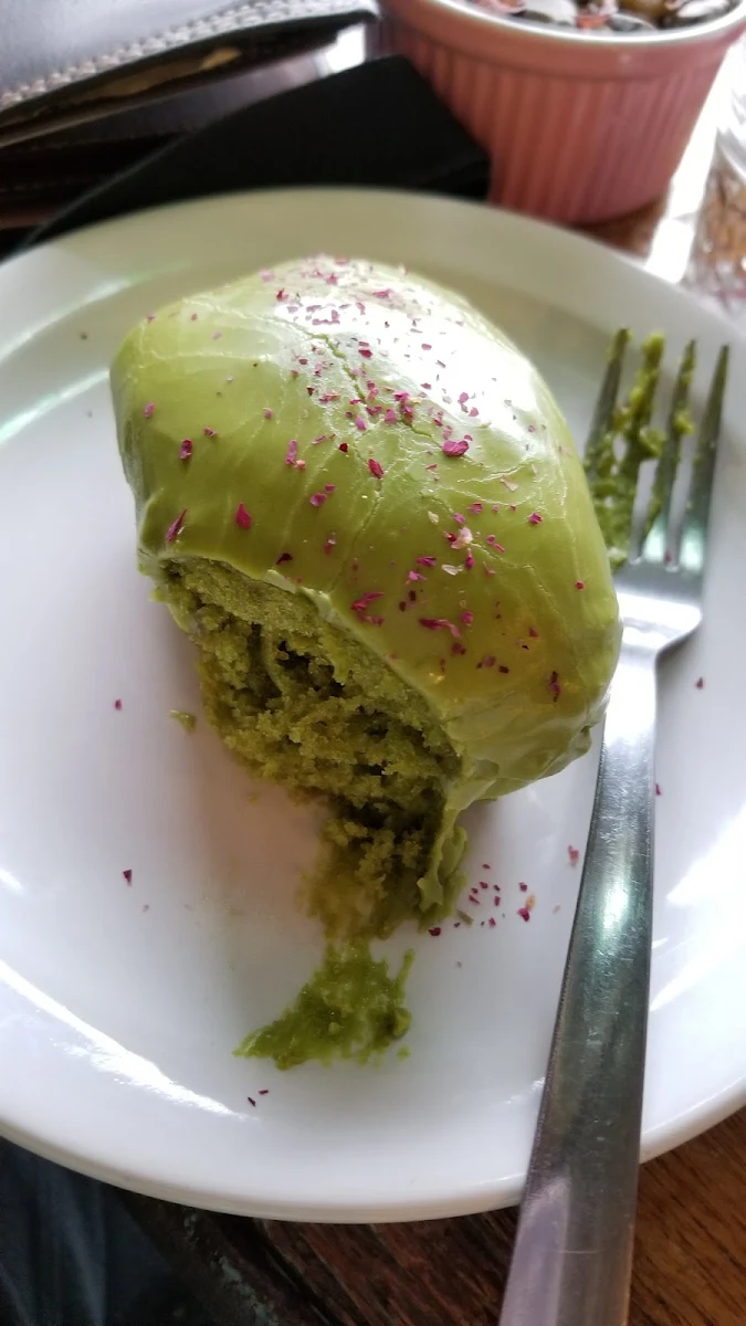 Matcha Bundt Cake