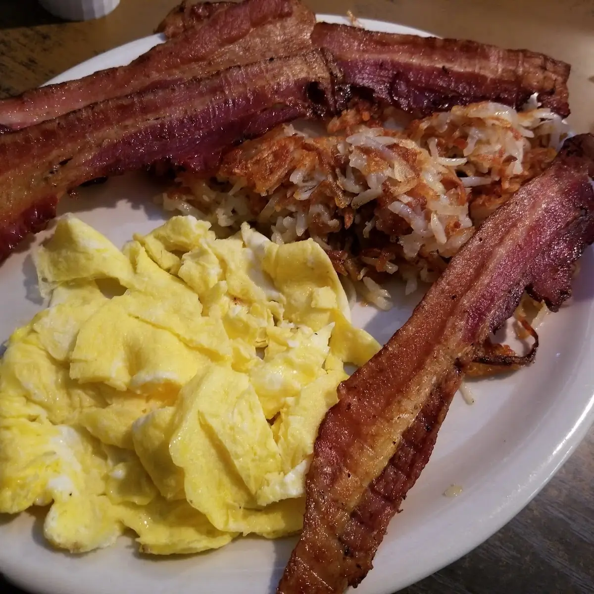 Scrambled Eggs Bacon & Hashbrowns