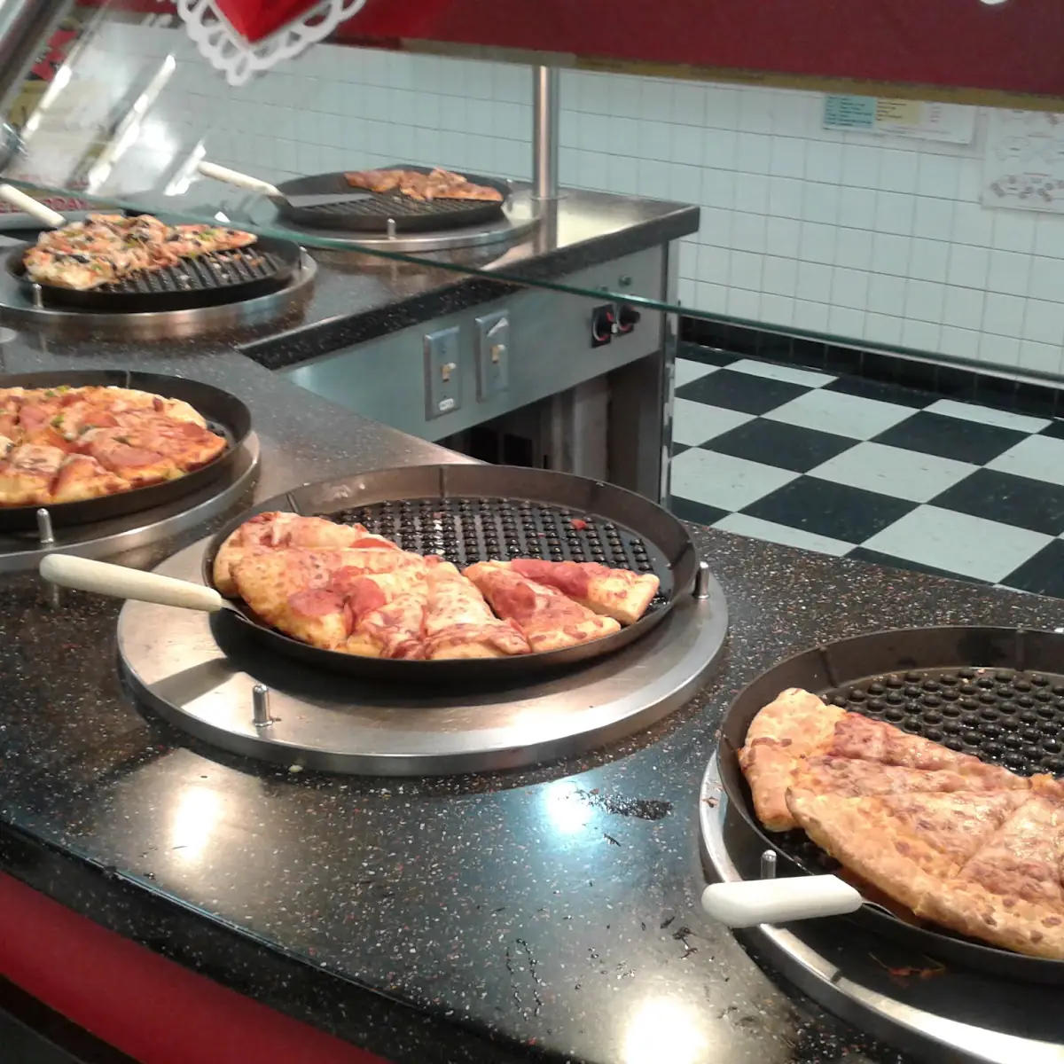 Cheese Pizza and Deep Dish Pepperoni Pizza