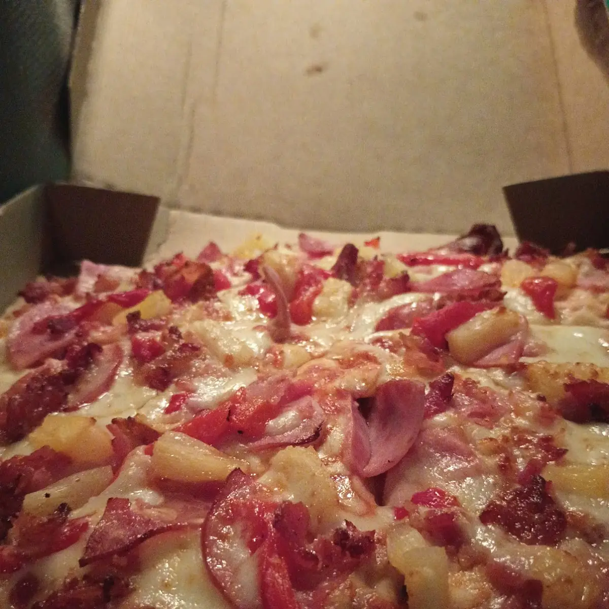 Hawaiian Pizza