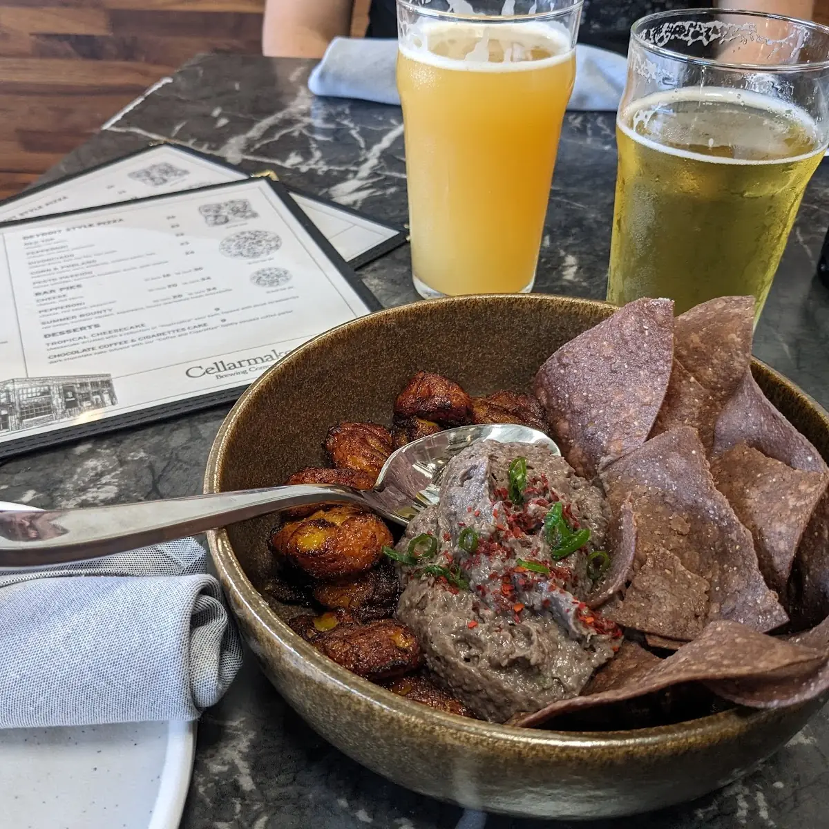 Black Bean Hummus