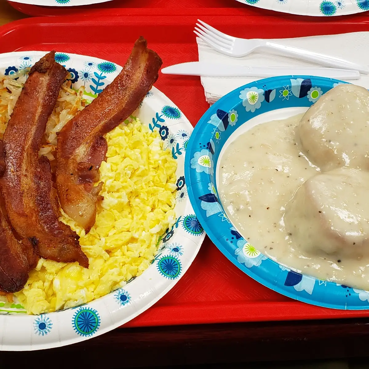 Sausage Gravy and Biscuts