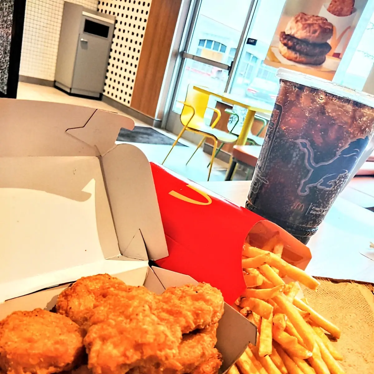 10 PC Chicken Mcnuggets Meal