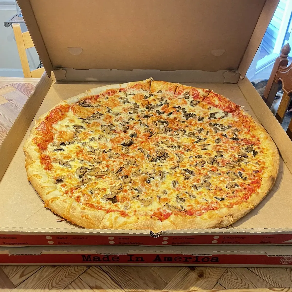 Garlic Mushroom Pizza