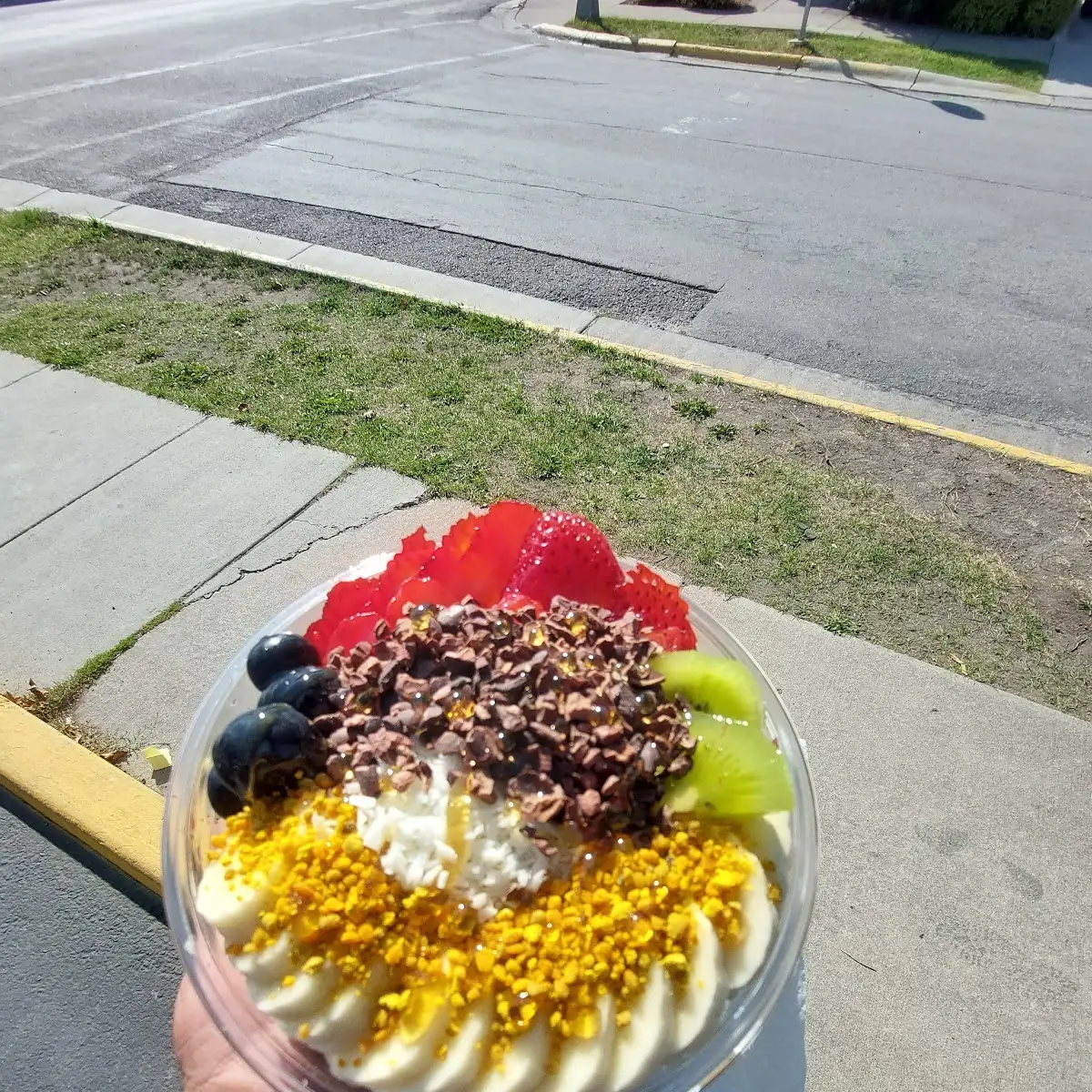 Mountain Berry Bowl