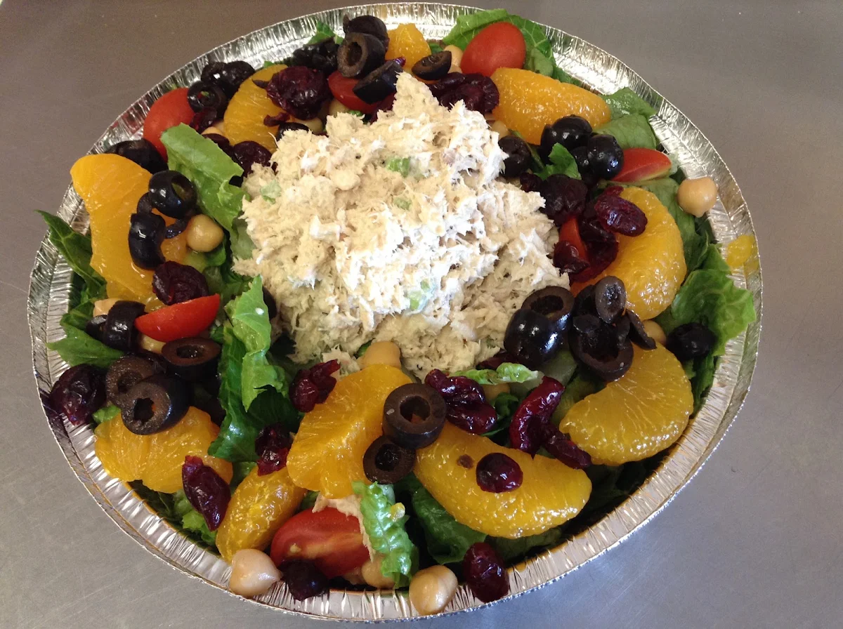 Tuna Salad Platter