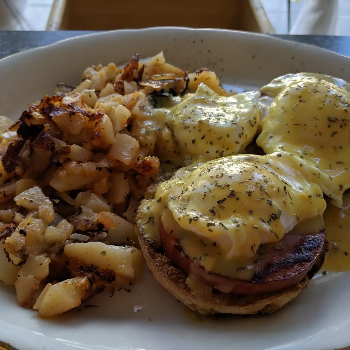 SM 11 Eggs Benedict