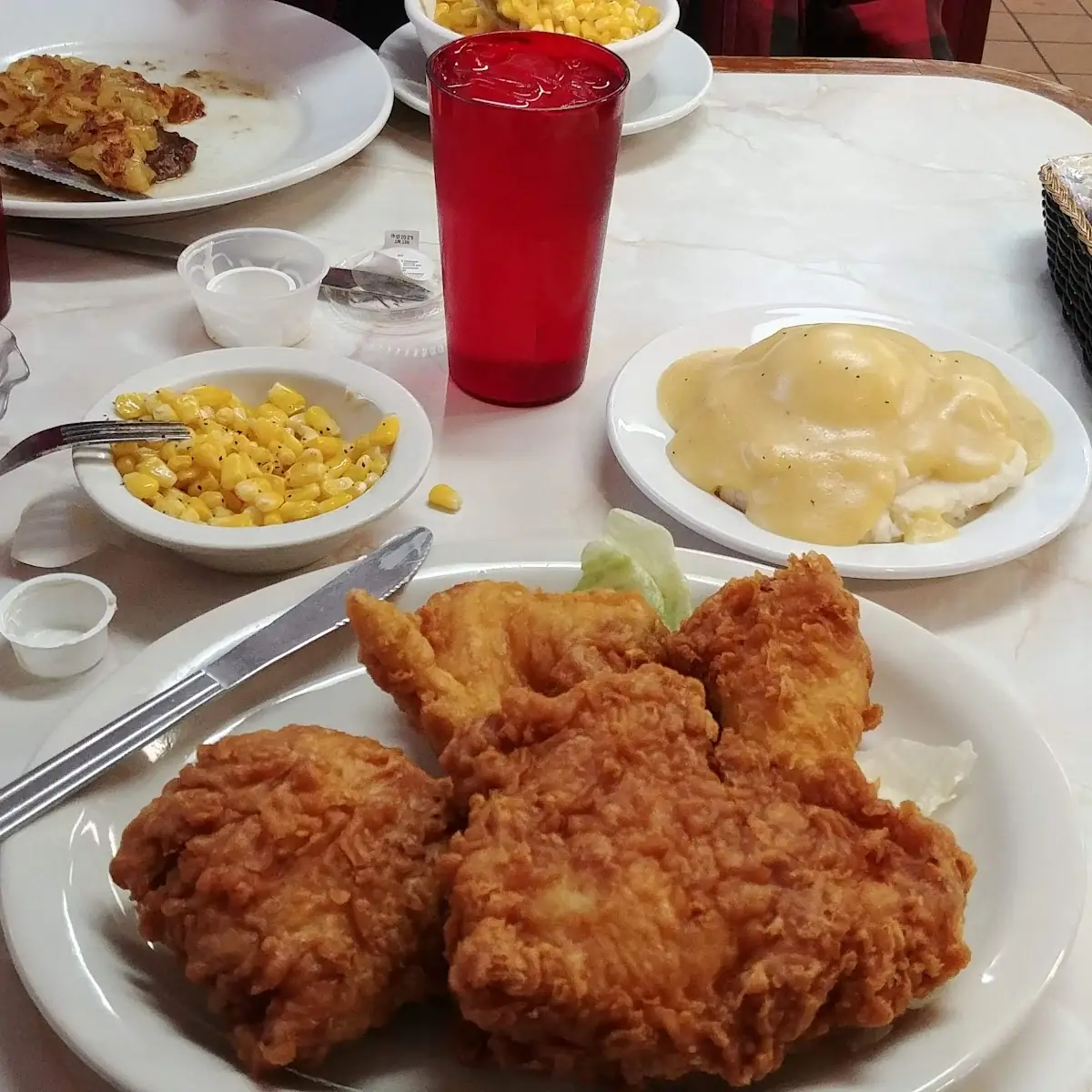 Fried Chicken with Mashed Potatoes and Corn