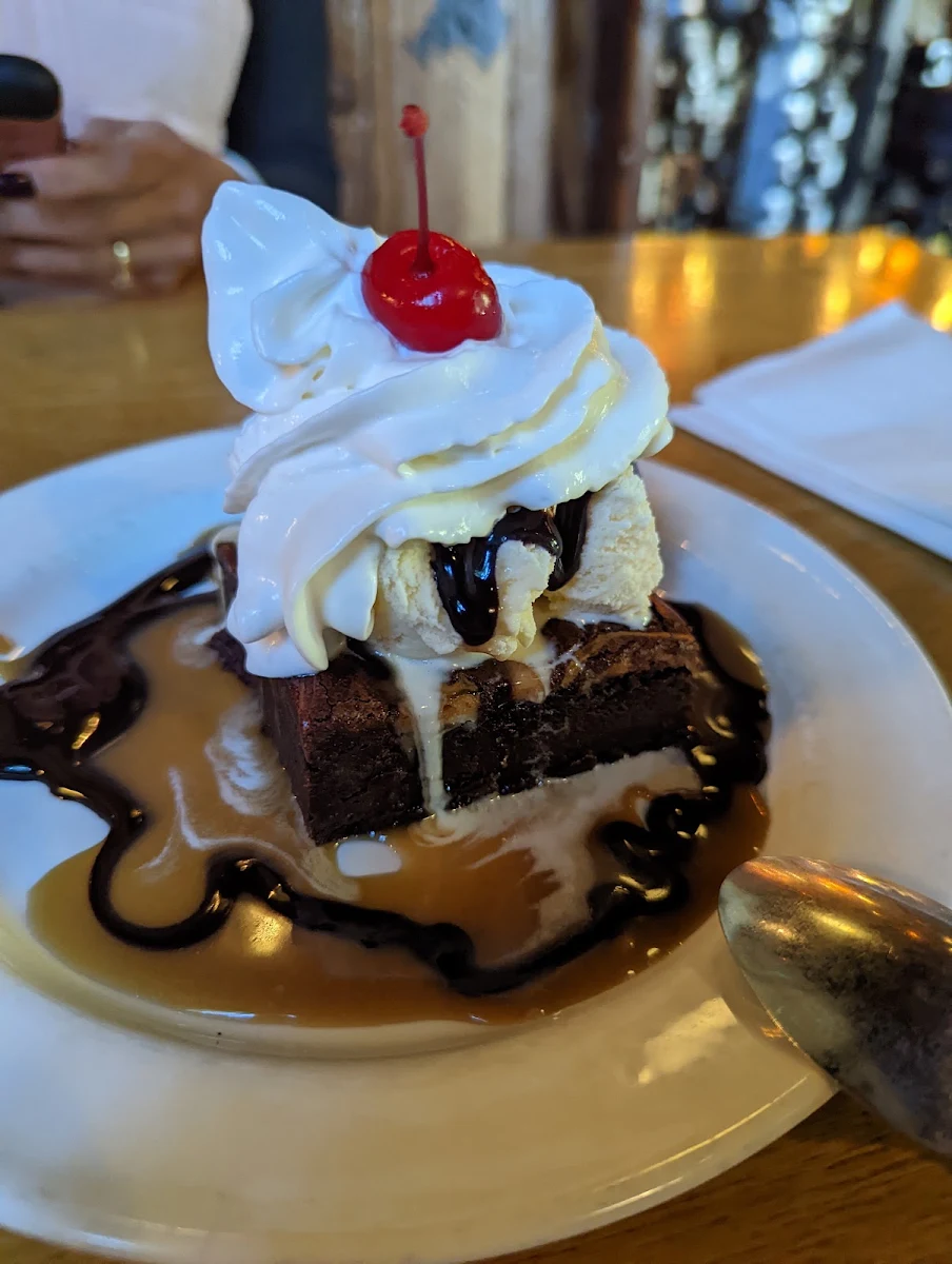 Brownie Sundae